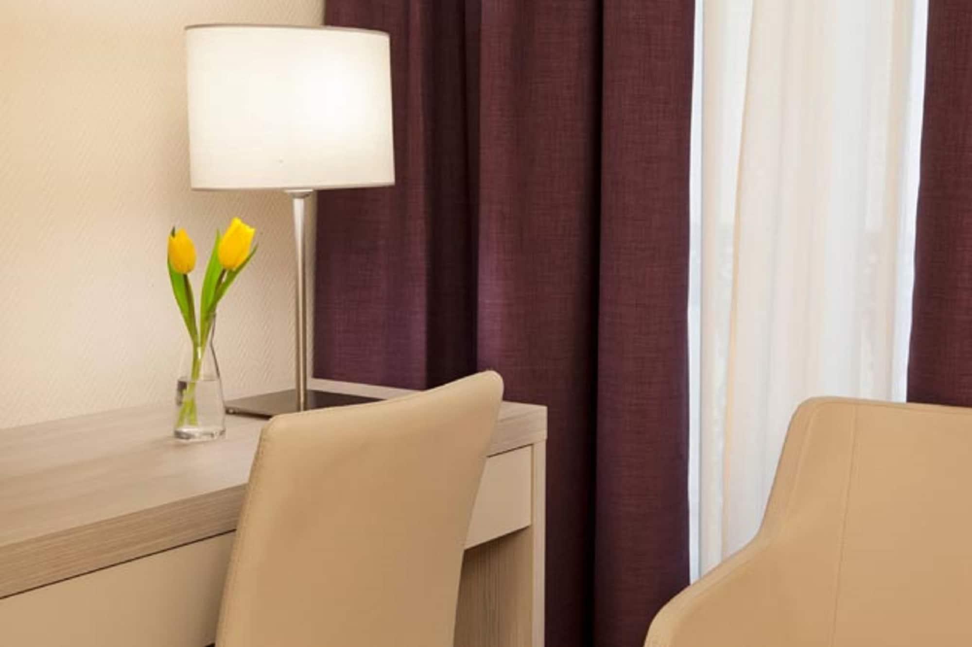 Hotel Excelsior Париж Экстерьер фото